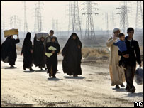 Famílias iraquianas deixam a cidade de Fallujah (foto de arquivo)