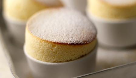 Mary Berry's Hot Lemon Souffle