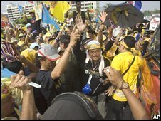 Người biểu tình chống chính phủ tại Bangkok