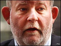 Britský ministr vnitra Charles Clark