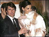 Os atores Tom Cruise e Katie Holmes
