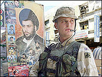 Irak'ta bir İngiliz askeri