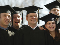 توزيع گواهی نامه 