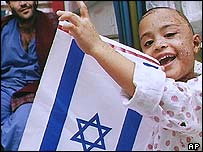 Menina israelense ferida em ataque iraquiano durante a Guerra do Golfo