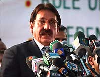 ’معطل‘ چیف جسٹس افتخار محمد چوہدری