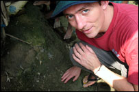 O cientista Adam Barlow