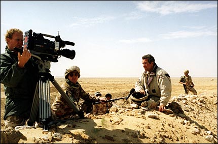 Martin Bell, corresponsal de la BBC durante la guerra del Golfo