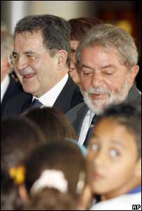 O primeiro-ministro da Itália, Romano Prodi, e o presidente Luiz Inácio Lula da Silva