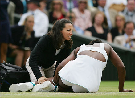 Serena Williams suffers against Daniele Hantuchova