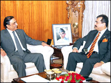 zardari-gillani.jpg