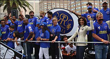 आईपीएल परेड