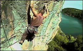 Cliff climbing in Torquay