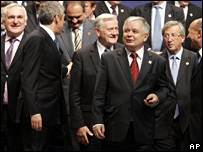 Các nhà lãnh đạo EU tại cuộc họp thượng đỉnh ở Lisbon