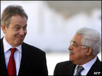 ब्लेयर और महमूद अब्बास