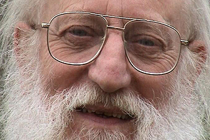 John is a humanist celebrant offering non-religious funeral ceremonies.