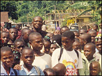Kwaku Sakyi-Addo with young Haitians