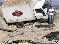 Thiệt hại cho một cây cầu ở Libăng