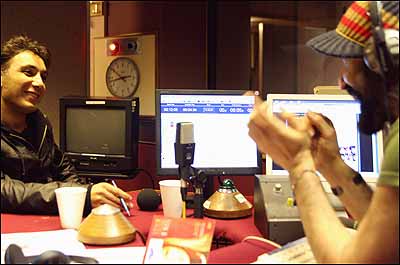 شادمهر و بهزاد در استودیو