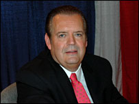 ریچارد لند، نویسنده کتاب ایالات نامتحده آمریکا