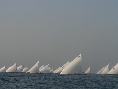 قایقها در خط آغاز مسابقه