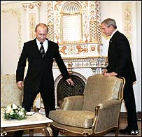 روسی اور امریکی صدر کے درمیان دوسری جنگ عظیم کے بعد کی تاریخ پر بیان بازی جاری ہے