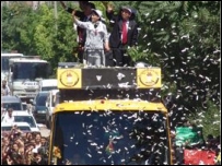 DEP milletvekilleri Diyarbakır'da (Fotoğraf: Kadir Konuksever)