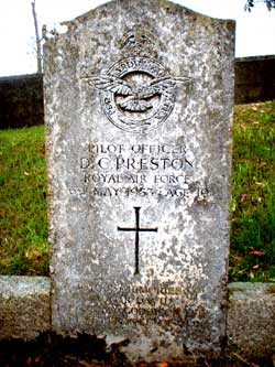 Headstone of DC Preston Killed in a flting accident