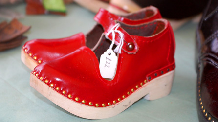 Par y glocsiau i blentyn bach