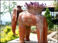 Elephant shaped flowerpot