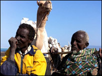 Mohamedi udhëton 15 ditë nëpër shkretëtirën djegëse