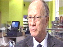 Tedavi gören İngiliz hasta Richard Lane