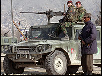 ISAF kuvvetleri ve Afgan polisi