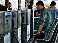 پیٹرول کی راشننگ شروع ہو گئی ہے