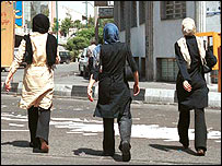 دختران ايرانی (عکس از آرشيو) 