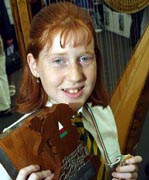 Sioned Mai Williams, Pwllglas Rhuthun - cyntaf, unawd cerdd dant 12-15.