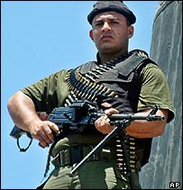 Membros de uma das forças de segurança palestinas