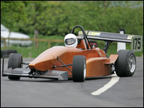 James Blackmore. Pic: whatnonegatives.com