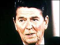 Reagan não fazia uma aparição pública há dez anos