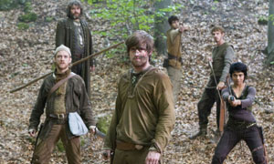 (L-R) Sam Troughton, Gordon Kennedy, Jonas Armstrong, Harry Lloyd, Joe Armstrong and Anjali Jay in Robin Hood