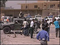 Поблизу поліційної дільниці