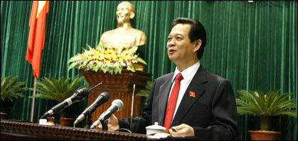 Thủ tướng Nguyễn Tấn Dũng trả lời chất vấn hôm 13/11/2008