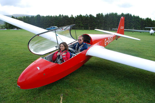 Trai Anfield prepares to fly a glider over the Pennines