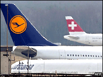 Lufthansa ve Swiss şirketine ait uçaklar