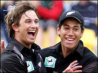 शेन बॉन्ड