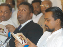 Samaraweera (C) with alliance leaders