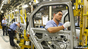 Linha de montagem/Brasil | Crédito da foto: Reuters