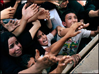 Іракці отримують допомогу