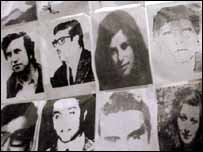 Fotos de desaparecidos durante regime de Pinochet