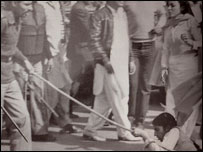 خاتون مظاہرین