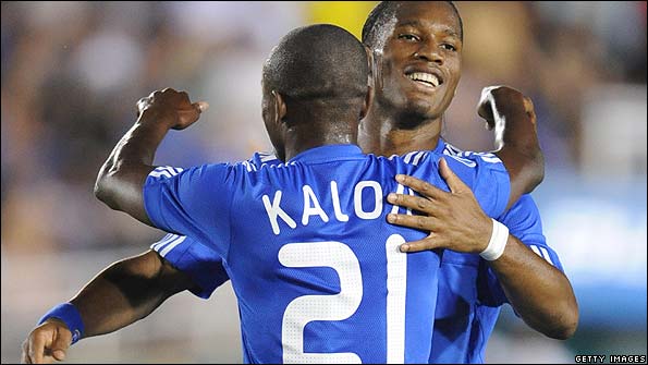 Chelsea's Salomon Kalou and Didier Drogba